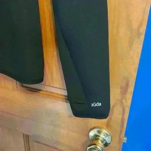 Zuda Women's Scuba Knit Funnel Neck Heavy Pullover Sweater - Size S - Picture 2 of 9